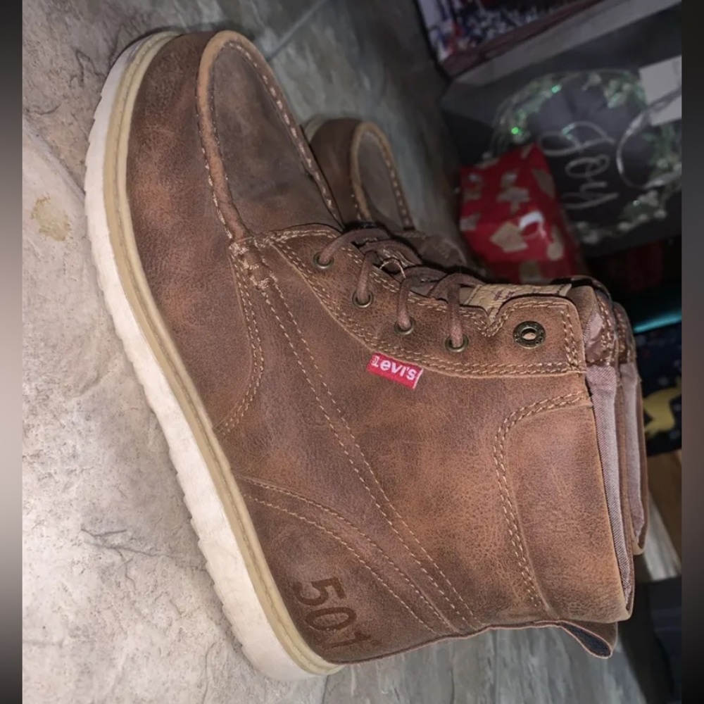 Levi’s 501 High Top Suede Boots Shoes Youth Size 6 Brown/Tan Kids